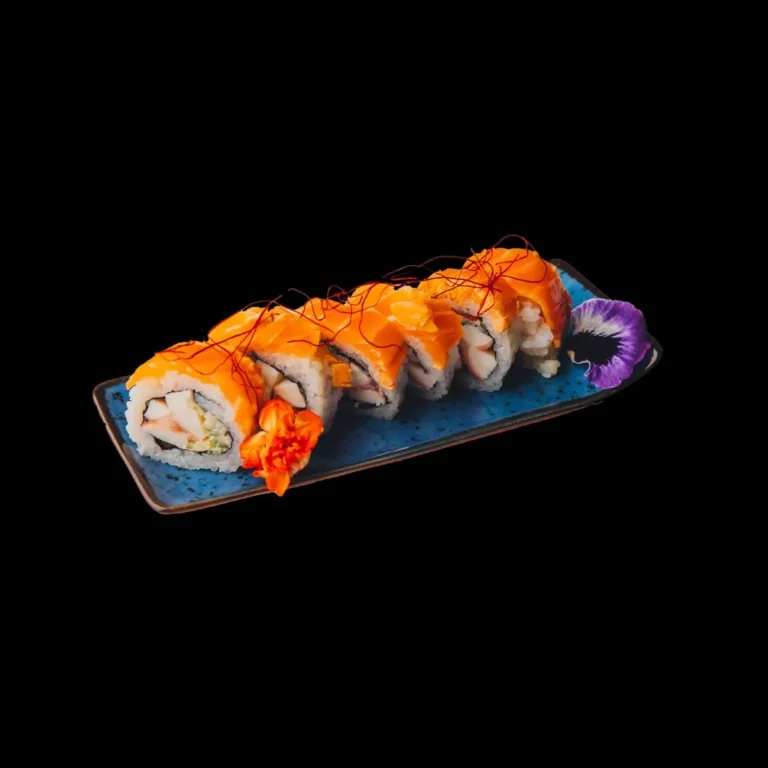 Fusion-z-osmiornica-owiniety-lososiem-marynowanym_hanashi
