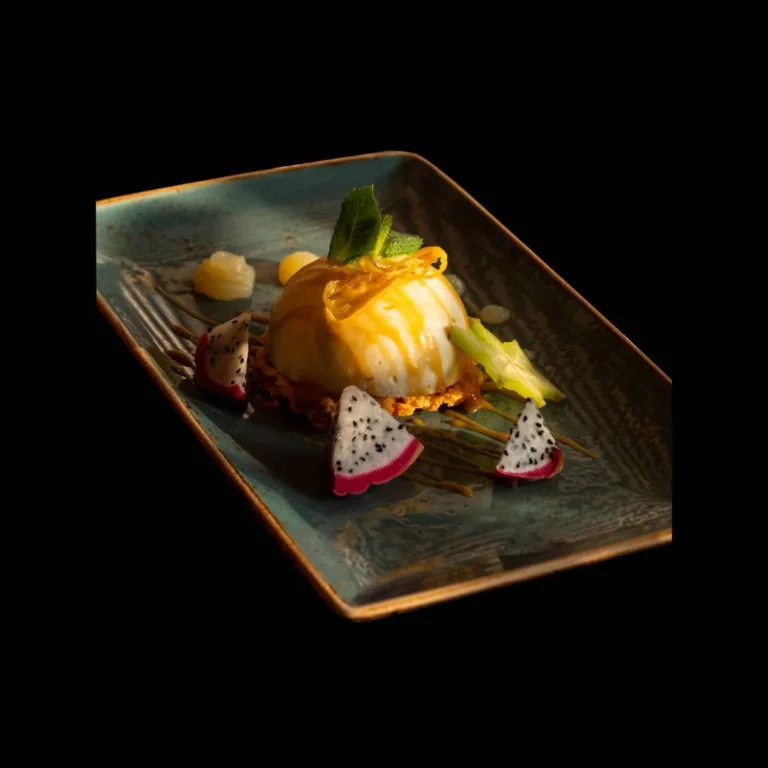 Semifreddo-z-kruchym-spodem-orzechow-laskowych-pistacji_hanashi