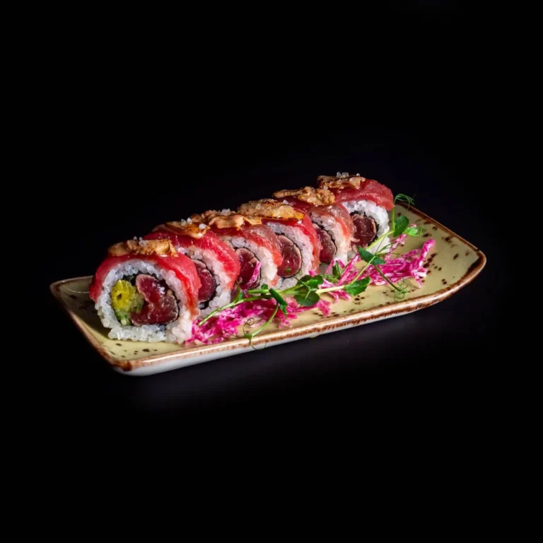 fusion-uramaki-opalany-tunczyk-foie-gras_hanashi