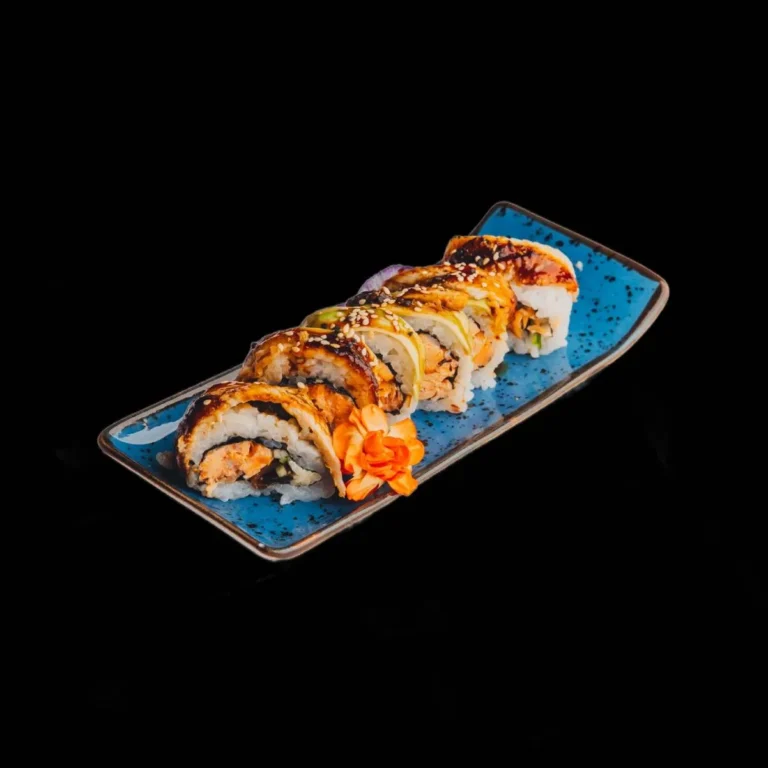 fusion-uramaki-pieczony-losos-awokado-wegorz-1_hanashi