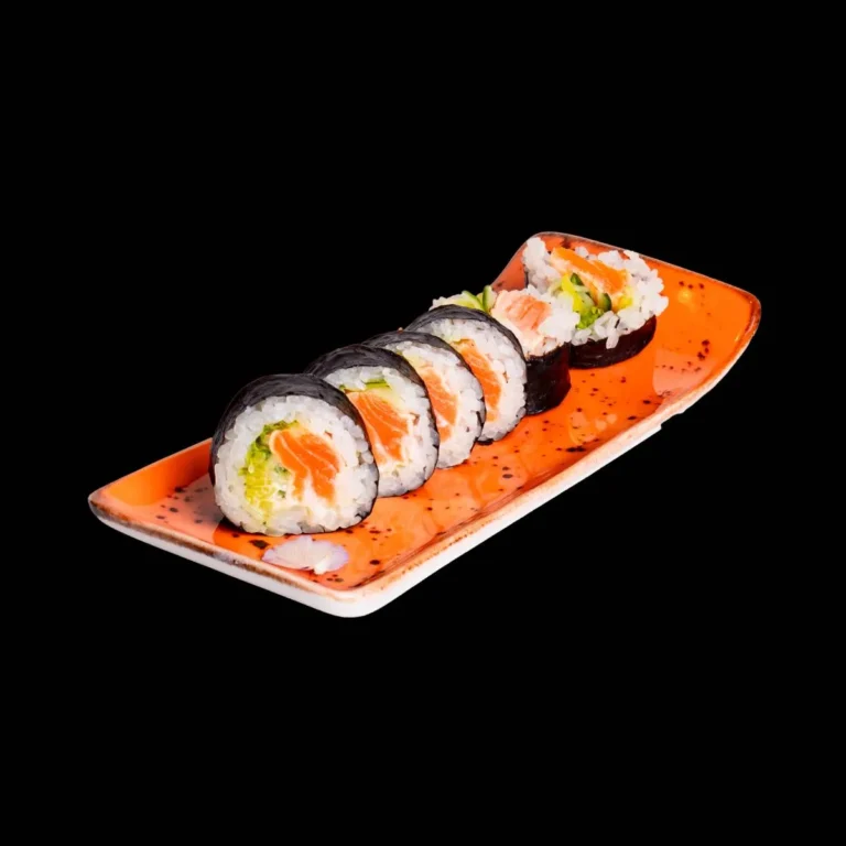 futomaki-losos-opalany-majonez-oshinko_hanashi